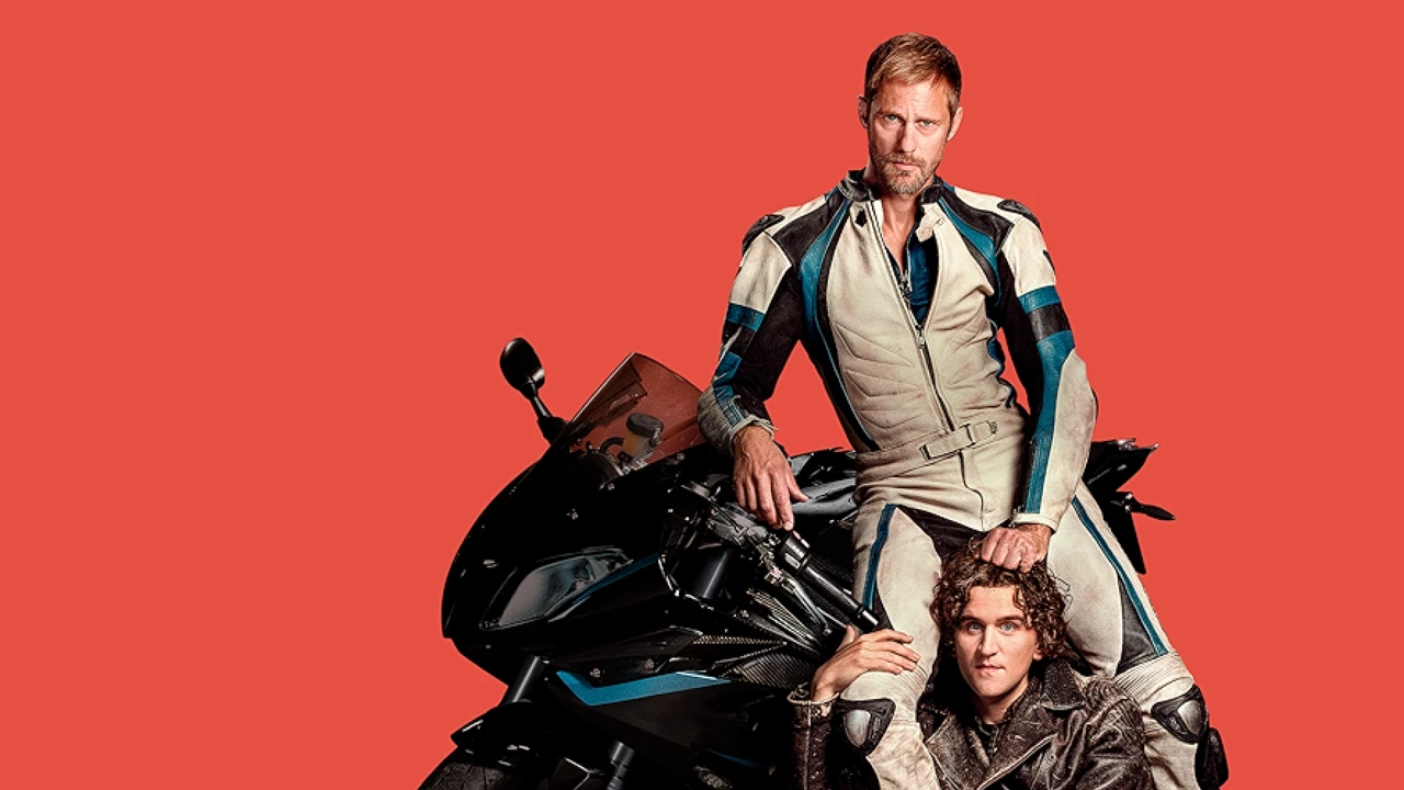 Alexander Skarsgård i Harry Melling jako Colin i Ray w filmie „Pillion”