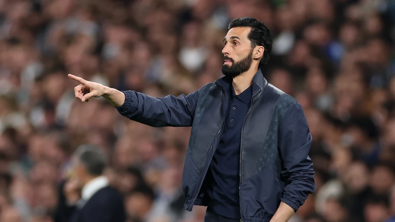 Álvaro Arbeloa w kurtce Louis Vuitton