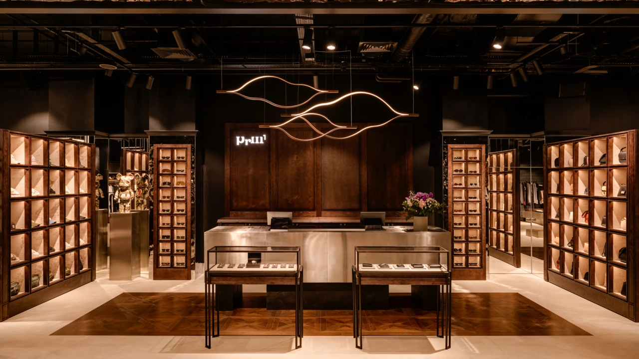 Vinyl Corner w PRM Concept Store