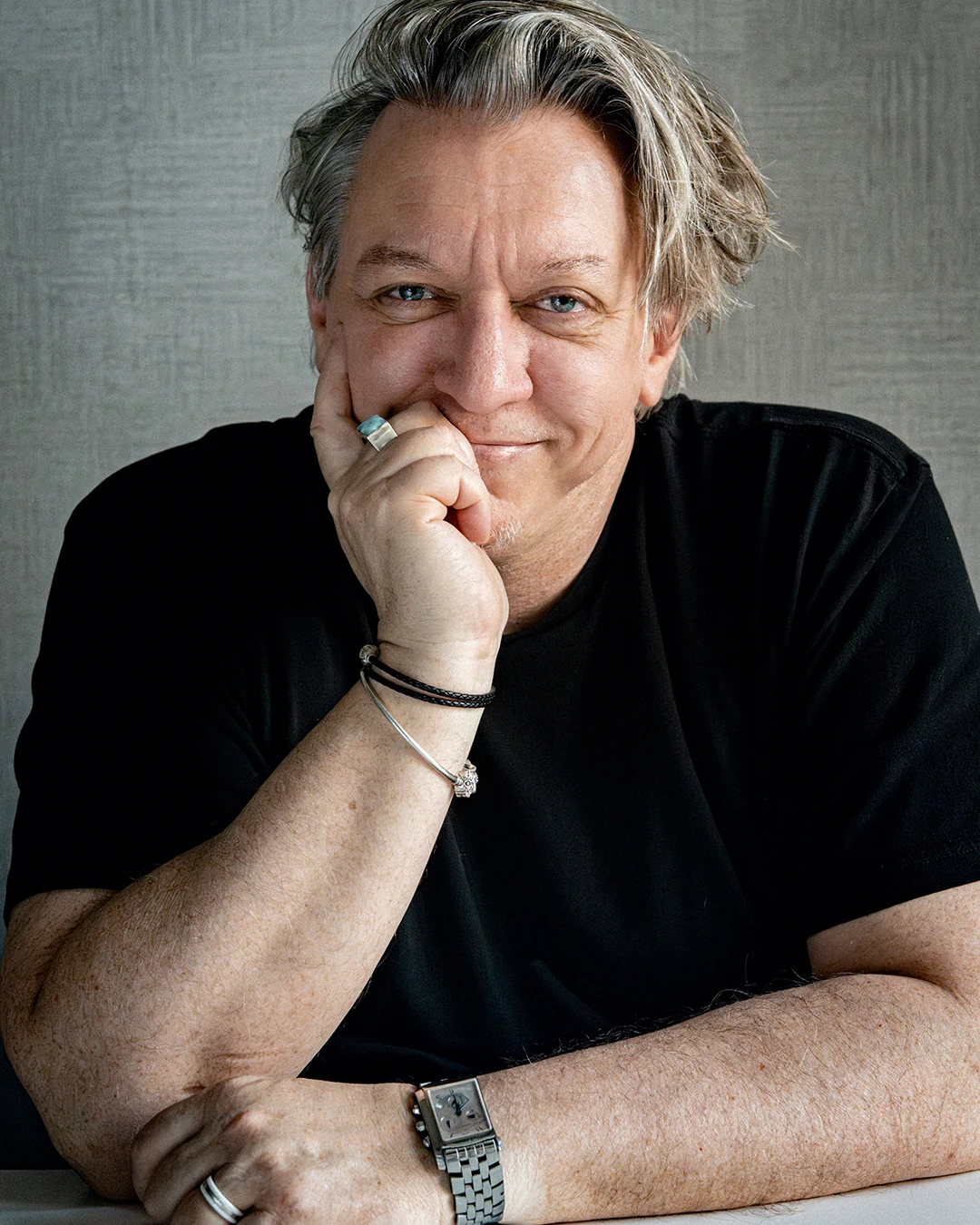 Robert Majkut w sesji dla GQ Poland