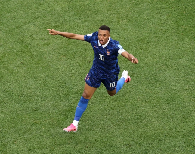 Kylian Mbapp&eacute; w meczu Francji z Irakiem na Mistrzostwach Świata 2026