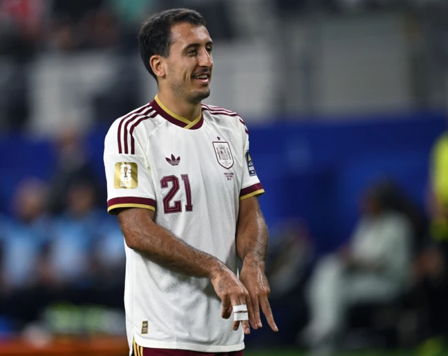 Mikel Oyarzabal w meczu p&oacute;łfinałowym z Francją
