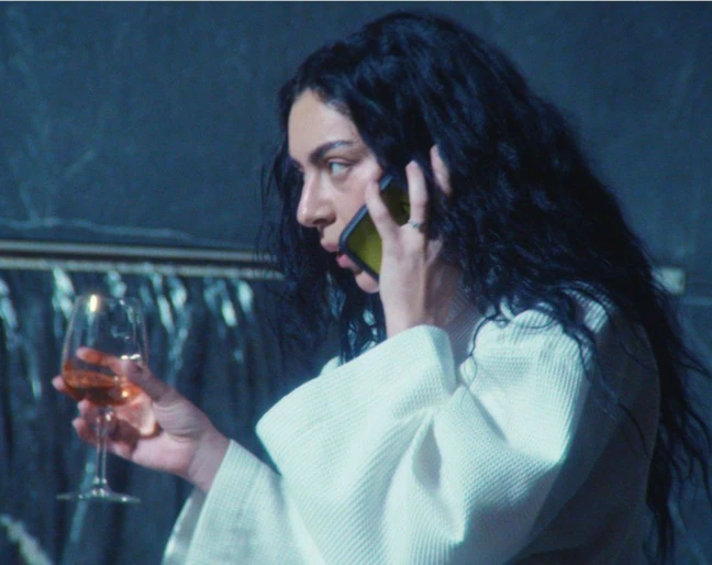 Berlinale 2026. Jak Charli XCX przegapiła sw&oacute;j moment