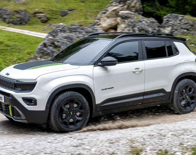thumbnail_Jeep_09_KT pazdziernik_Avenger_native_Content2Commerce_1500x1000_1 (1)