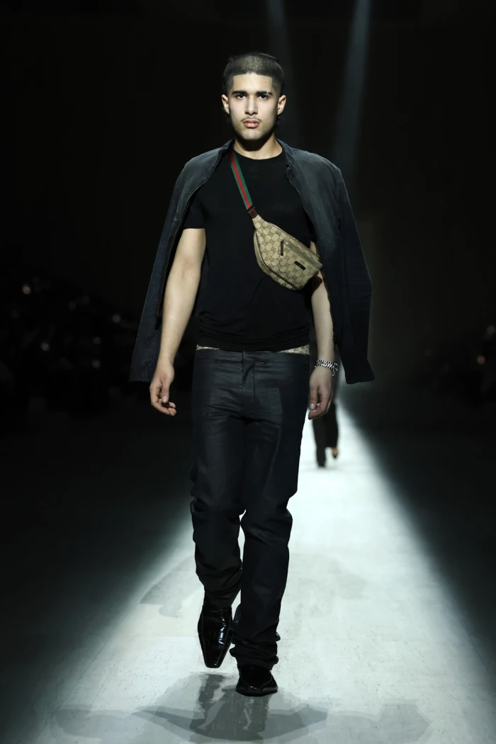 pokaz Gucci Demna Milan Fashion Week 2026 fakemink