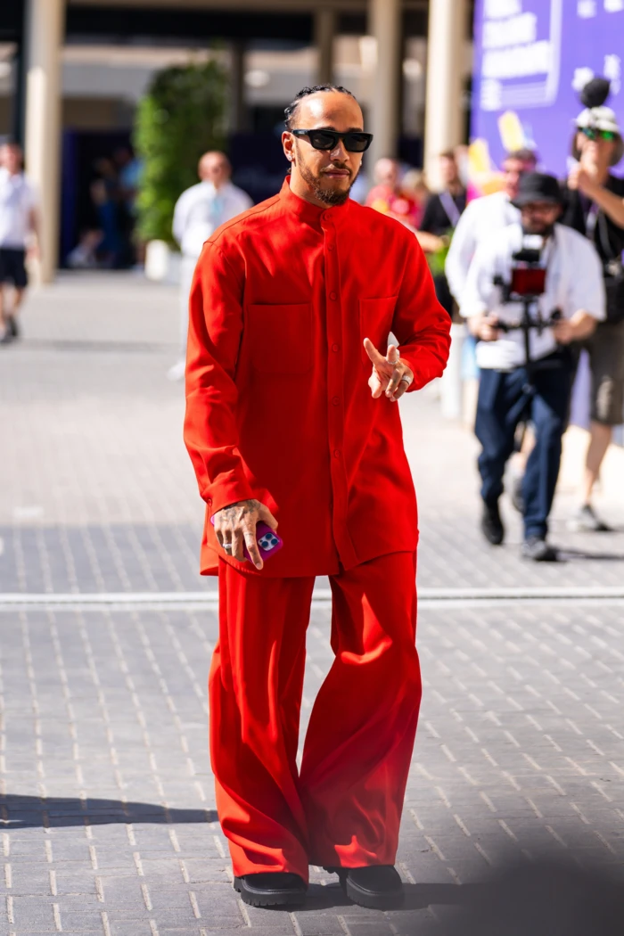 Lewis Hamilton style outfit