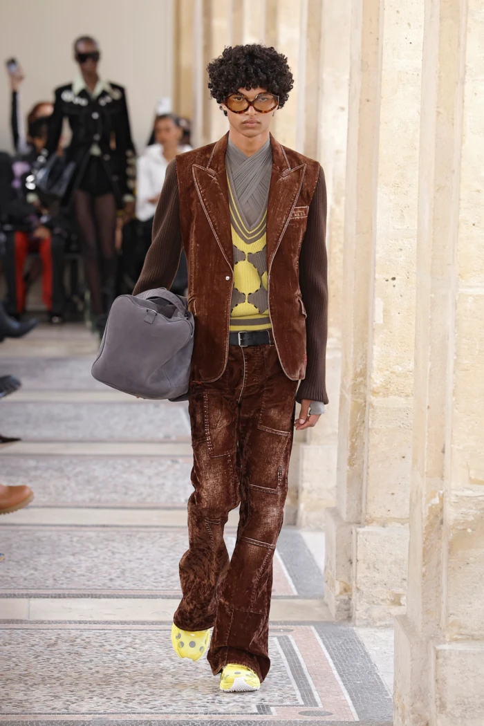 Pokaz marki Off-White podczas Paris Fashion Week