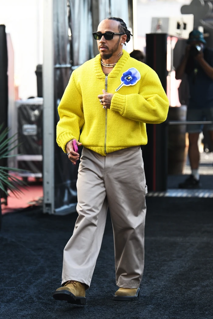 Lewis Hamilton style outfit