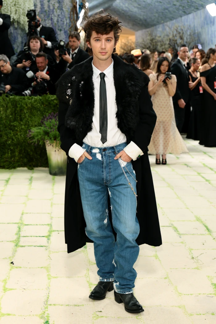 Troye Sivan Met Gala 2026
