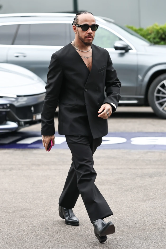 Lewis Hamilton style outfit