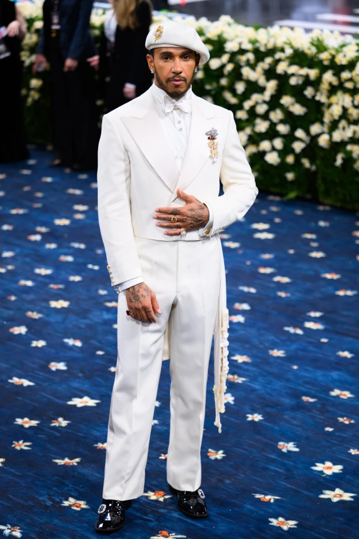Lewis Hamilton style outfit