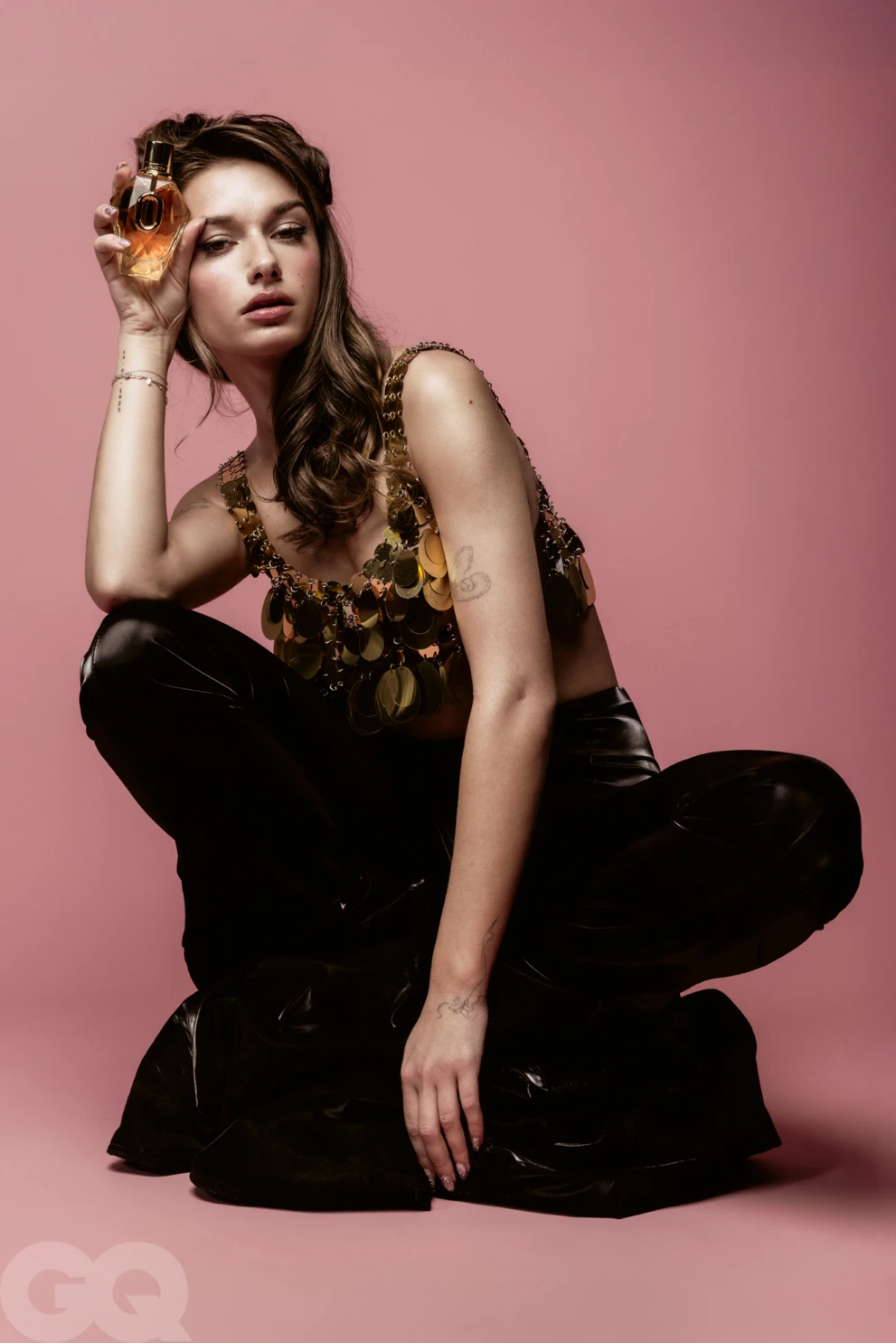 Inez Lis w sesji Rabanne dla GQ Poland