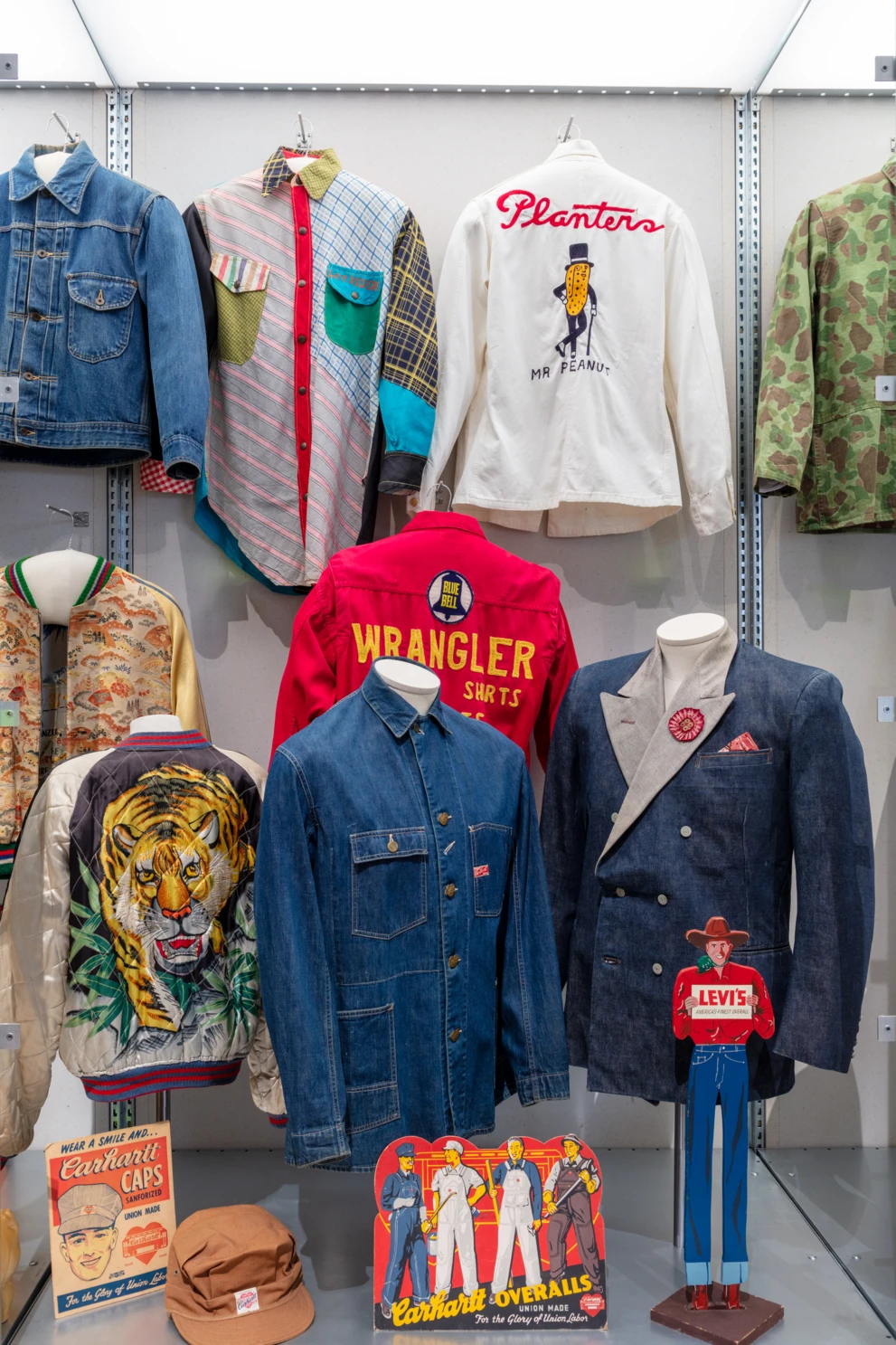 Retrospektywa twórczości Nigo w Design Museum w Londynie