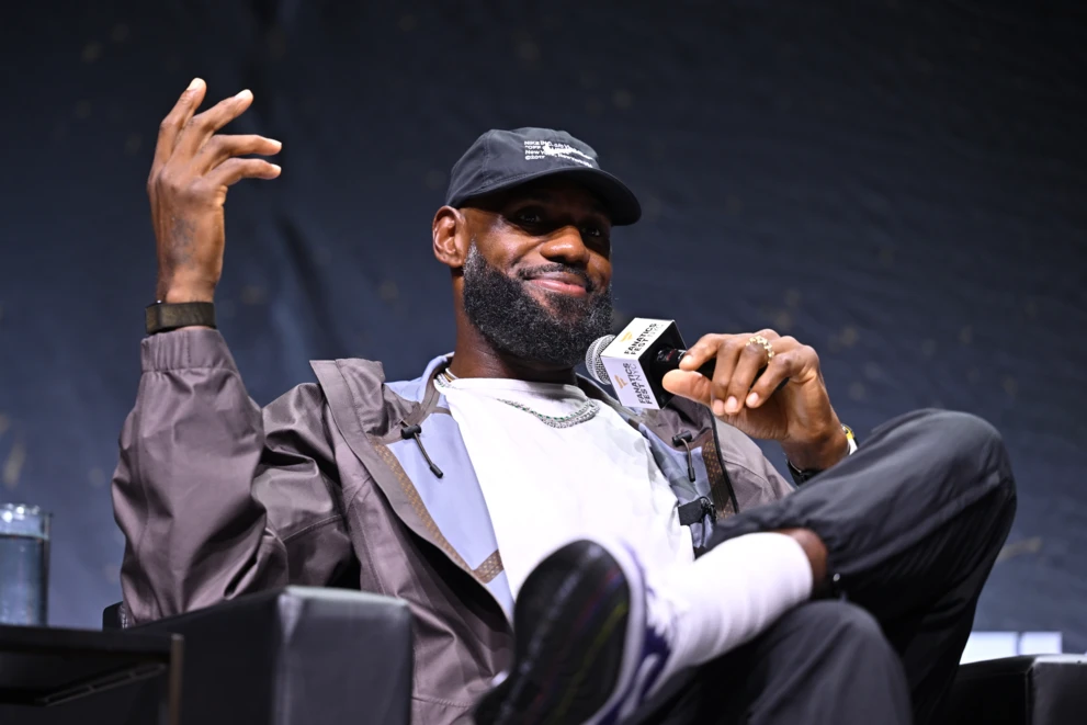 LeBron James rozpoczyna ostatni akt monumentalnej kariery