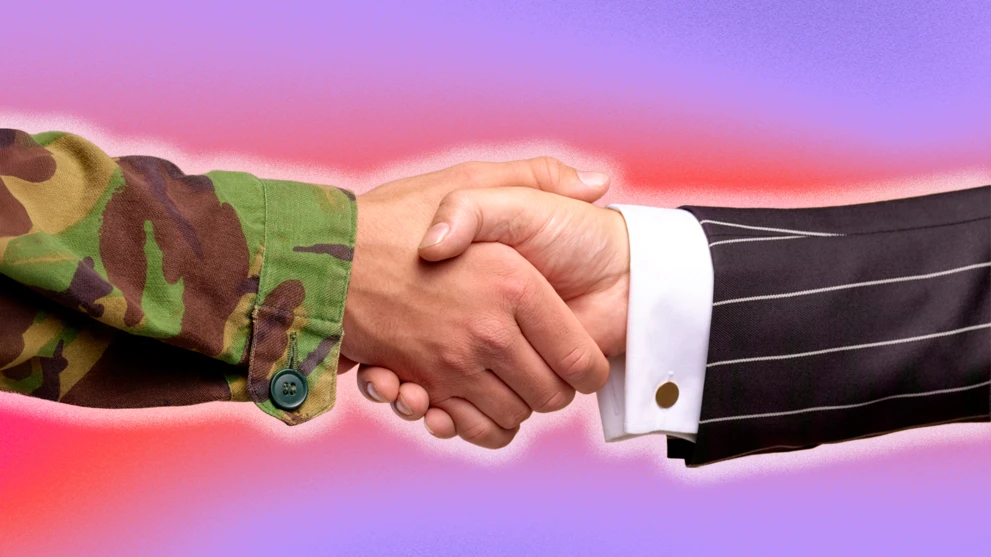 męskie dłonie