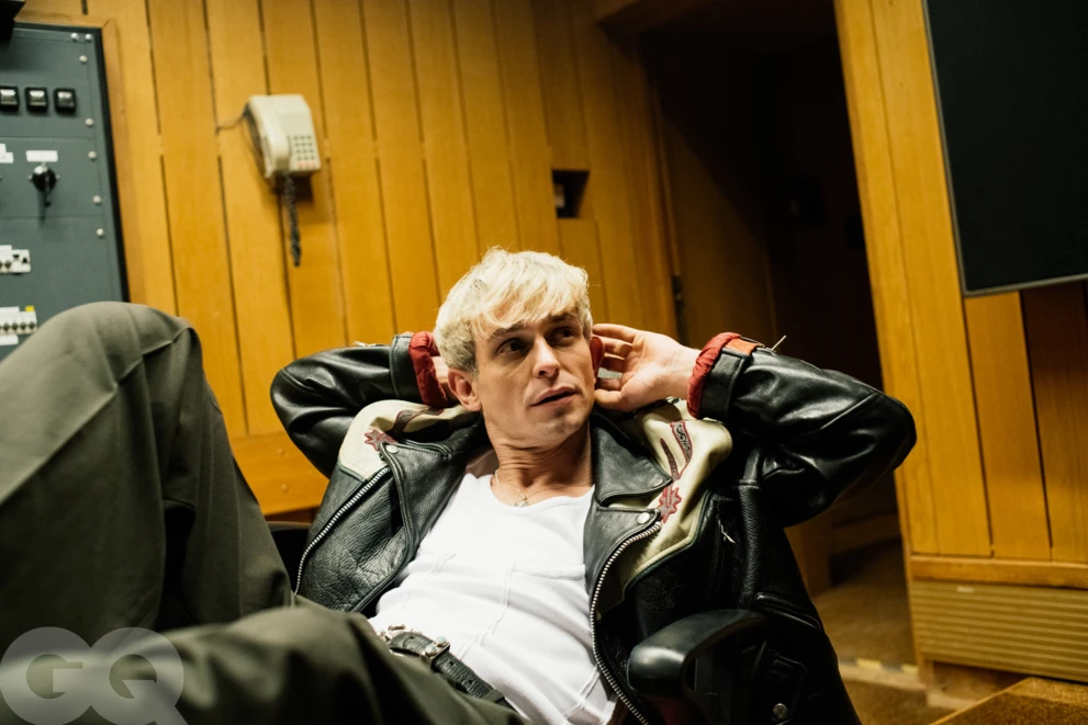 Vito Bambino w sesji dla GQ Poland