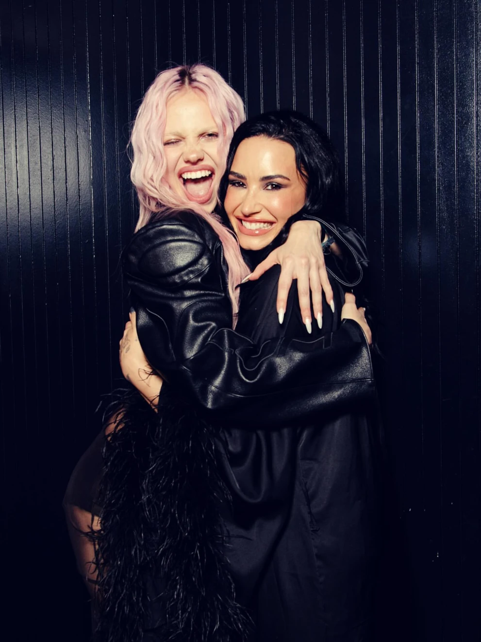 Adela Jergova i Demi Lovato