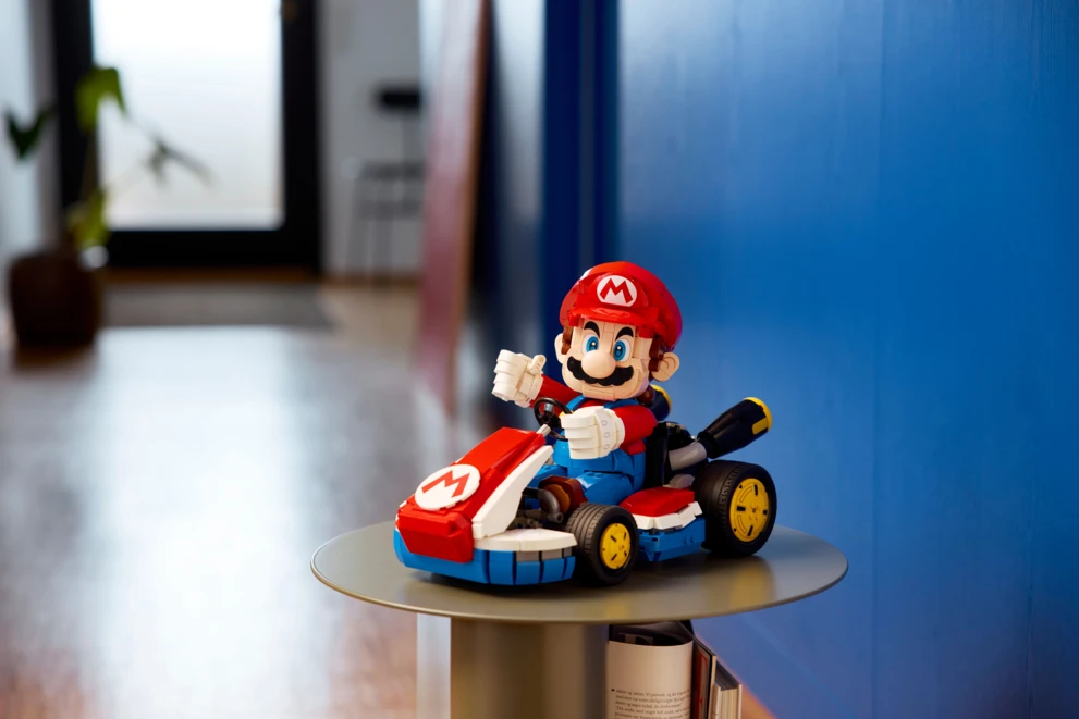 LEGO® Super Mario™ Mario Kart™ – Standardowy Gokart (72037)
