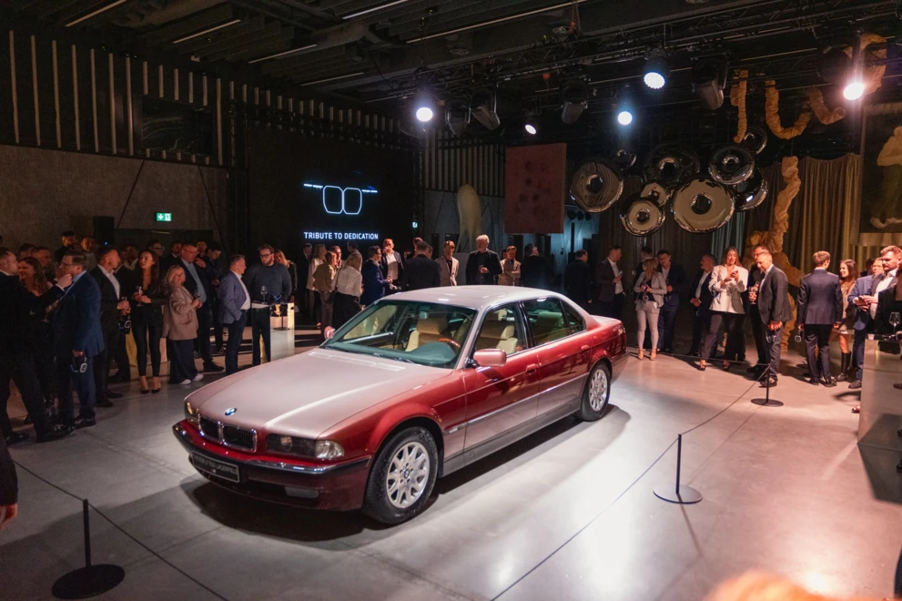 BMW7-154