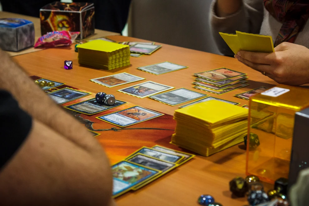 Magic_the_Gathering_-_Commander By Tourtefouille - Own work, CC BY-SA 4.0