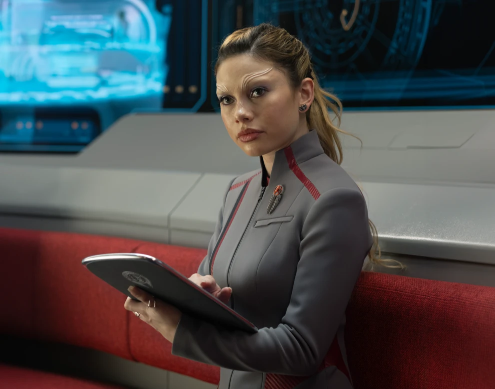 Bella Shepard jako Genesis Lythe w &bdquo;Star Trek: Akademia Gwiezdnej Floty&rdquo;