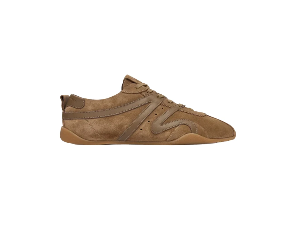 sneakersy zamszowe na wiosnę