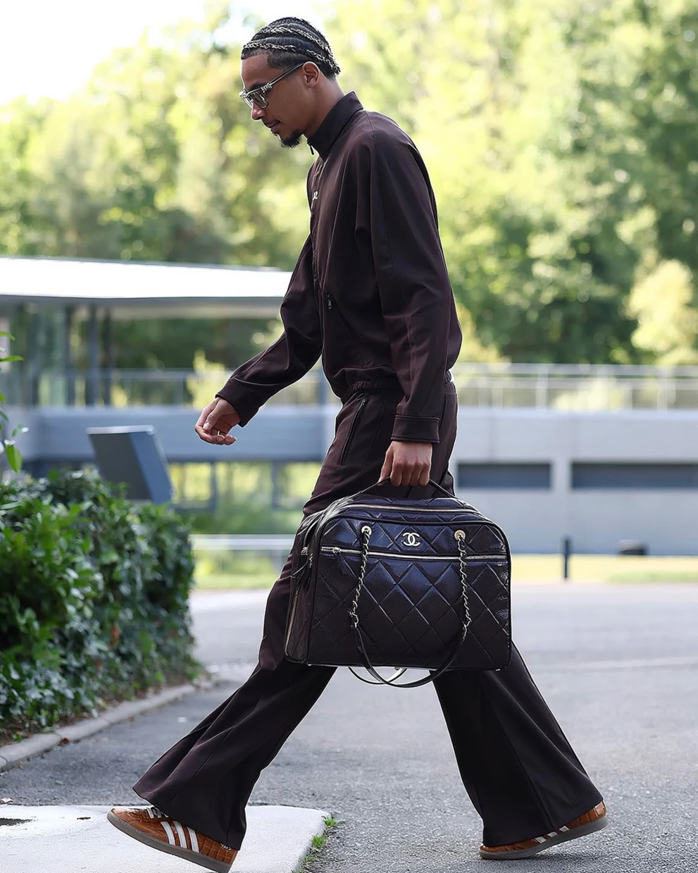 Hugo Ekitike outfit drip