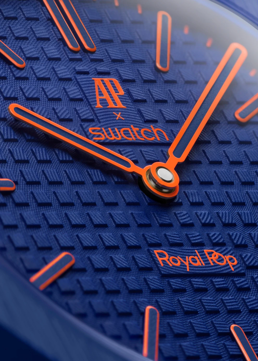 sc01_26_Bioceramic_Royal_Pop_ORENJI HACHI_Close-up DIAL_HD
