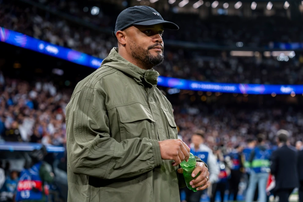 Vincent Kompany podczas meczu Ligi Mistrz&oacute;w Real Madryt vs. Bayern Monachium