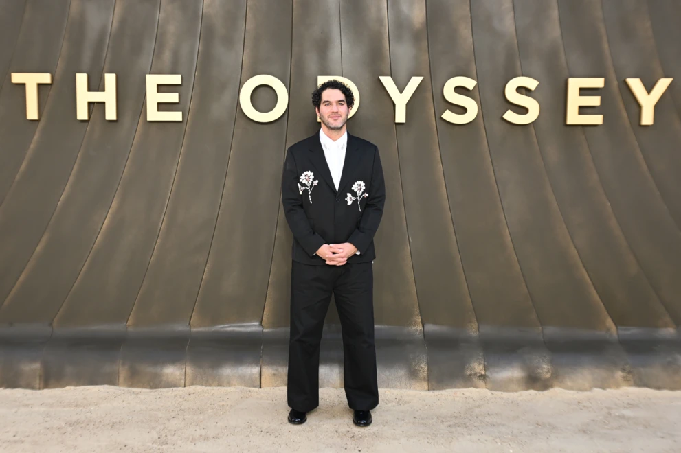 Benny Safdie na premierze &bdquo;Odysei&rdquo; w Londynie